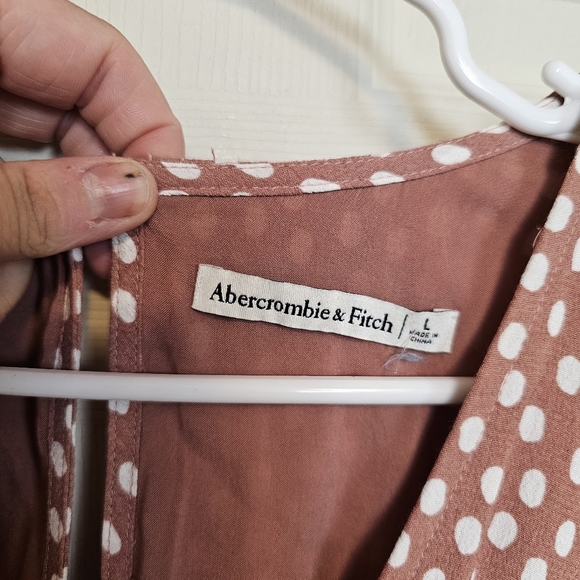 Abercrombie & Fitch Vneck Long Sleeve Romper Polka Dot Print - Picture 7 of 10